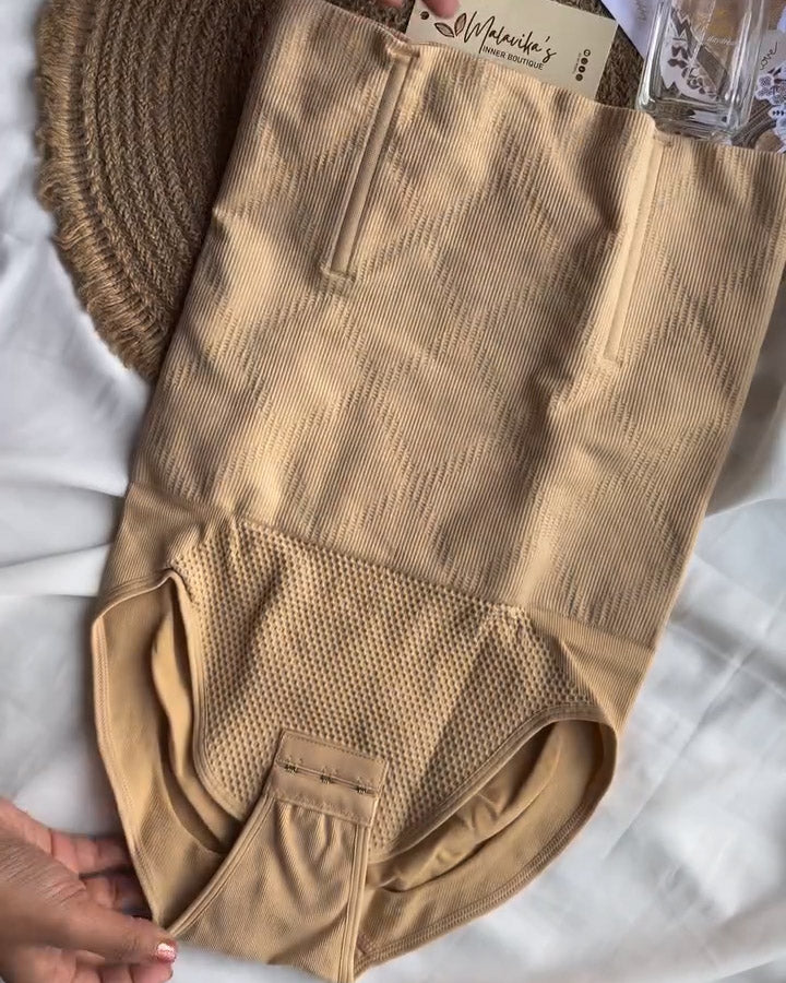Shorts tipo tanga moldeadores de cintura alta sin costuras con control de abdomen y levantamiento de glúteos