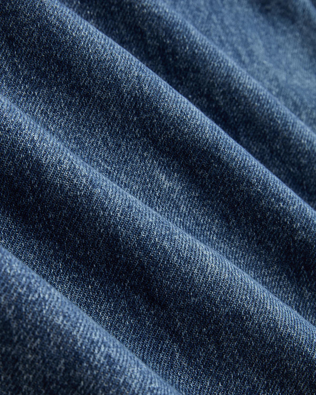 Jeans de pierna ancha con cintura alta y frente cruzado