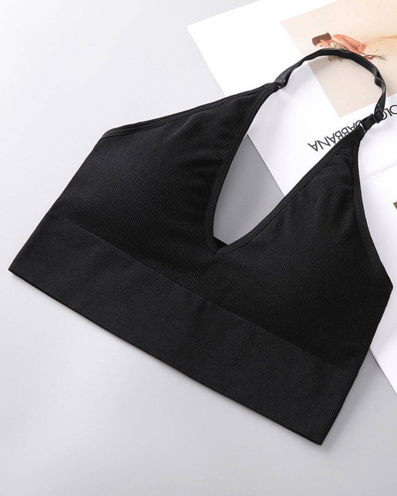 Soutien inalámbrico triangular con escote profundo en V, cuello halter y espalda descubierta