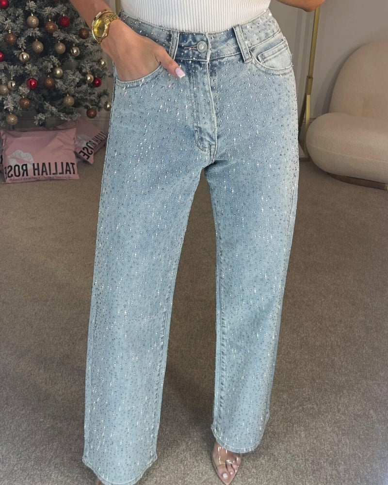 Jeans de mezclilla de pierna recta para mujer con adornos de pedrería de moda