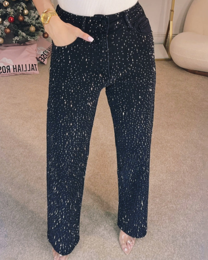 Jeans de mezclilla de pierna recta para mujer con adornos de pedrería de moda