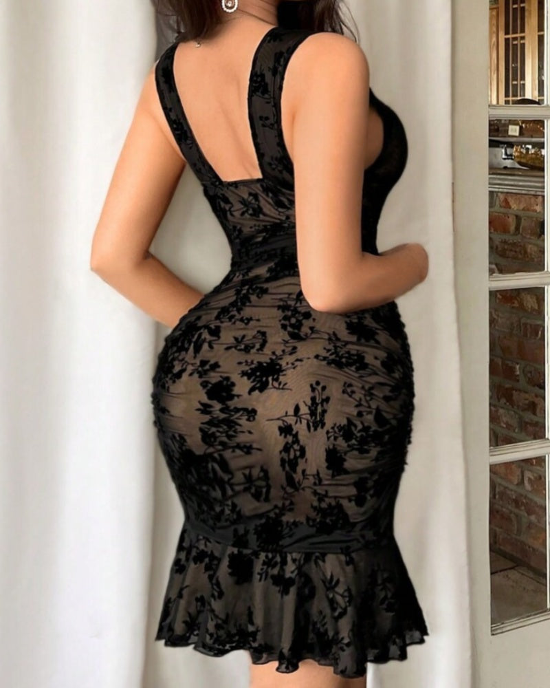 Vestido Midi Ajustado de Malla Floral con Escote en V y Volantes para Mujer