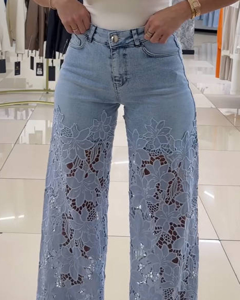 Jeans de mezclilla con recortes florales y encaje Shapshe® de pierna ancha para mujer