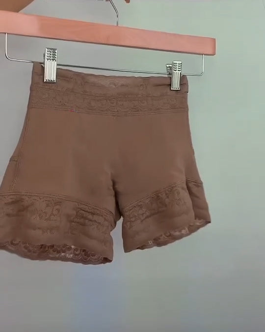 Shapshe® Short Clásico de Encaje Levantador de Glúteos Fajas Moldeadoras de Cuerpo