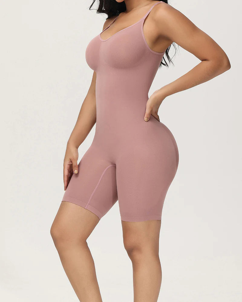 Modelador de Cuerpo Sin Costuras con Control de Abdomen y Diseño Acanalado, de Largo Medio hasta el Muslo