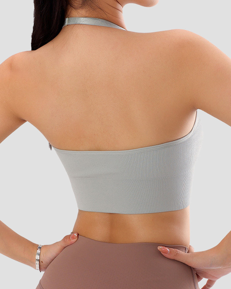 Soutien inalámbrico triangular con escote profundo en V, cuello halter y espalda descubierta