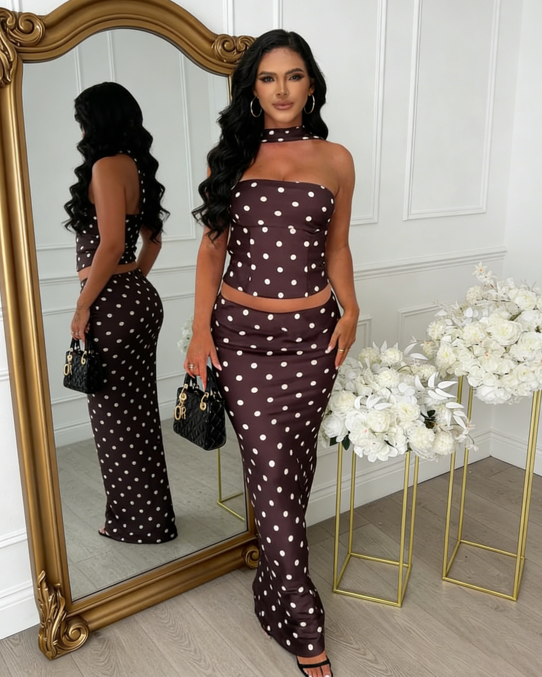 Conjunto de Vestido Ajustado con Lunares
