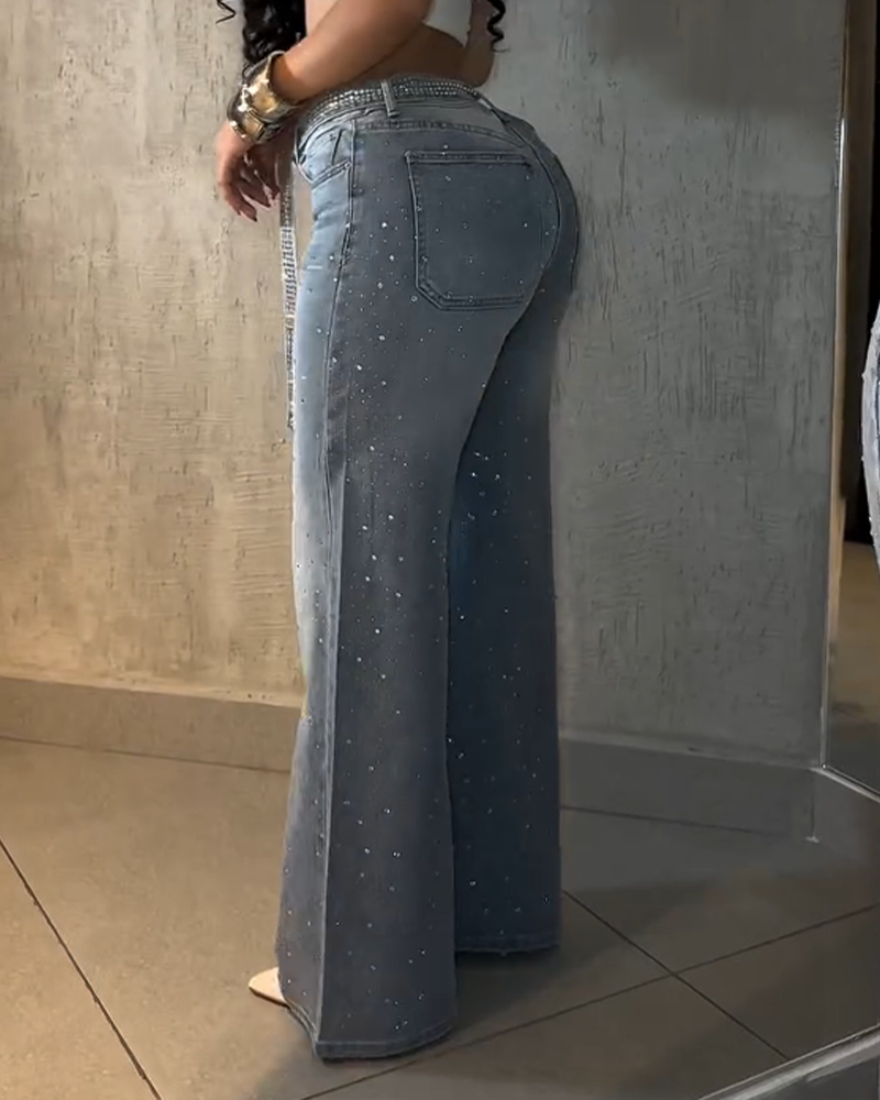 Jeans de pierna ancha con cintura media, adornados con diamantes y cinturón, elegantes