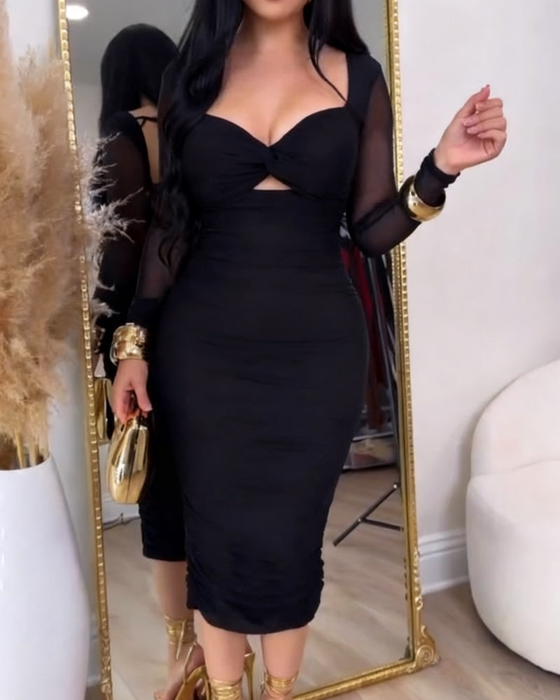 Vestido Midi Ajustado con Mangas de Malla con Recortes y Fruncidos Glamuroso